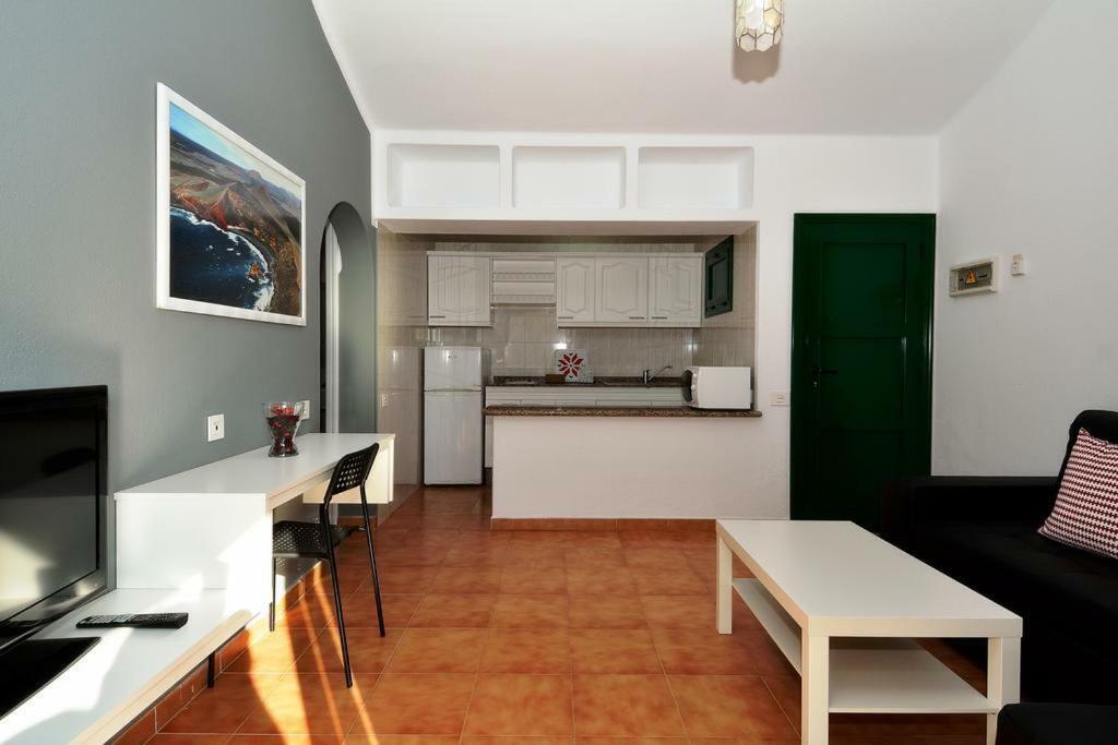 Relax Tinosa Apartment プエルト・デル・カルメン エクステリア 写真